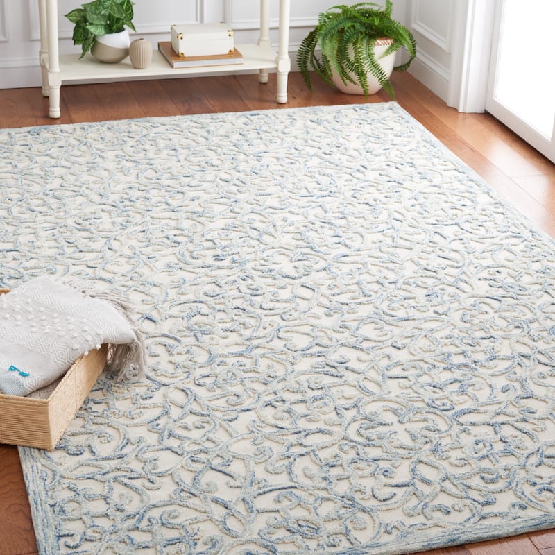 Martha Stewart by SAFAVIEH Handmade Siegharda Wool Rug
