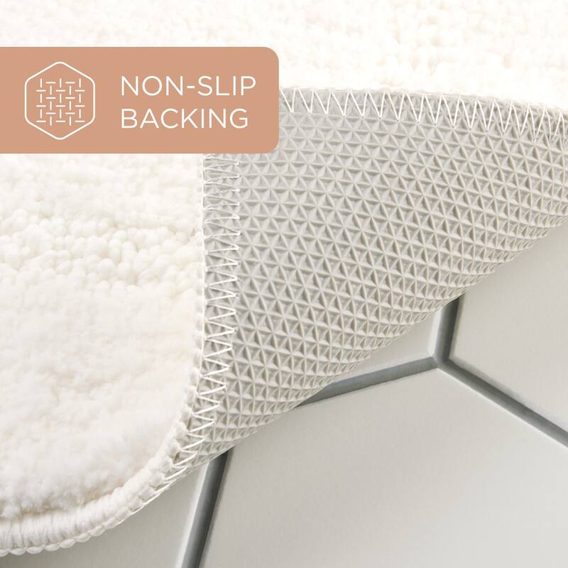 TOWN & COUNTRY EVERYDAY Ultra Plush Solid Tufted Border Bath Mat, Tufted Floor Mat, Non-Slip Backing, Machine Washable