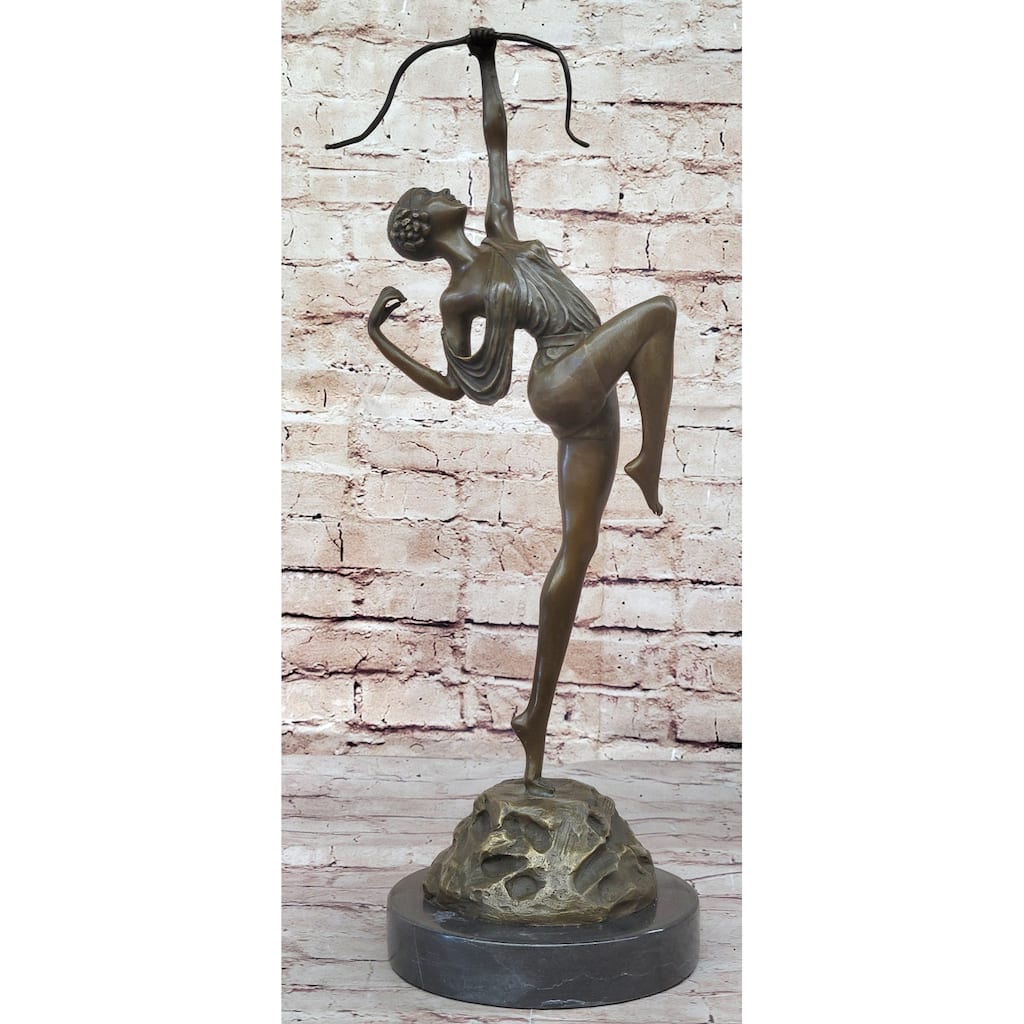 Hand Made Bronze Figure Diana Goddess Of The Hunt From Langer Sculpture Arrow