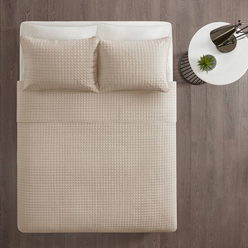 510 Design Otto 3 Piece Reversible Quilt Set