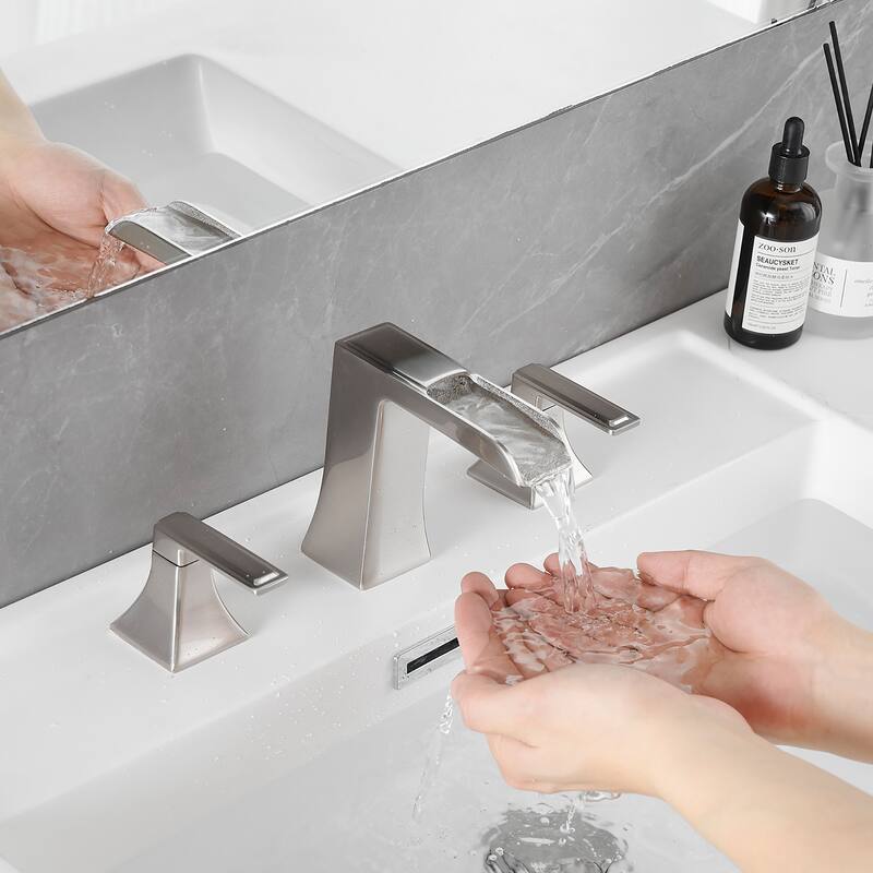 Double Handle Three-Hole Bath Waterfall Faucet with Drain
