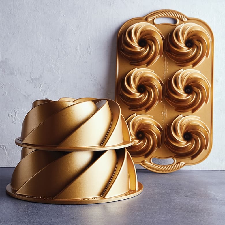 Nordic Ware Heritage Bundt Pan
