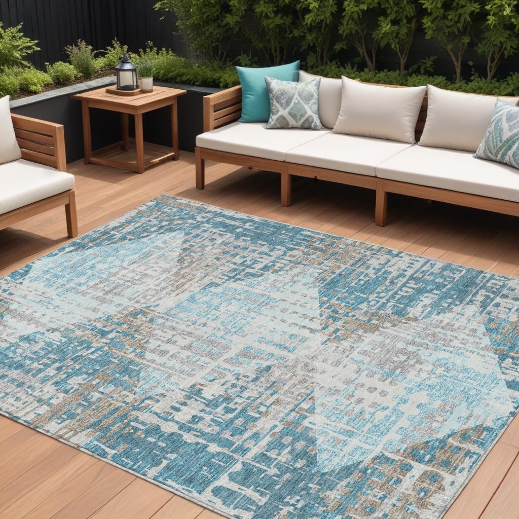 HomeRoots Geometric Transitional Rectangle Outdoor Rug
