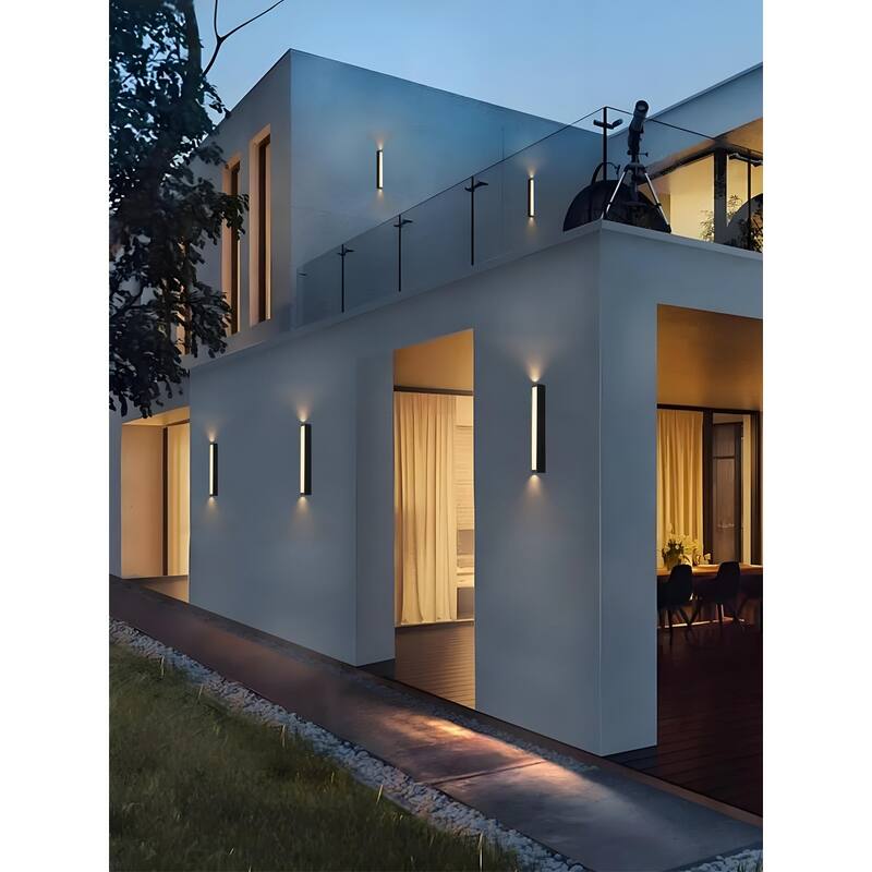 Modern Dimmable LED Outdoor Wall Sconce, 3000K Warm White