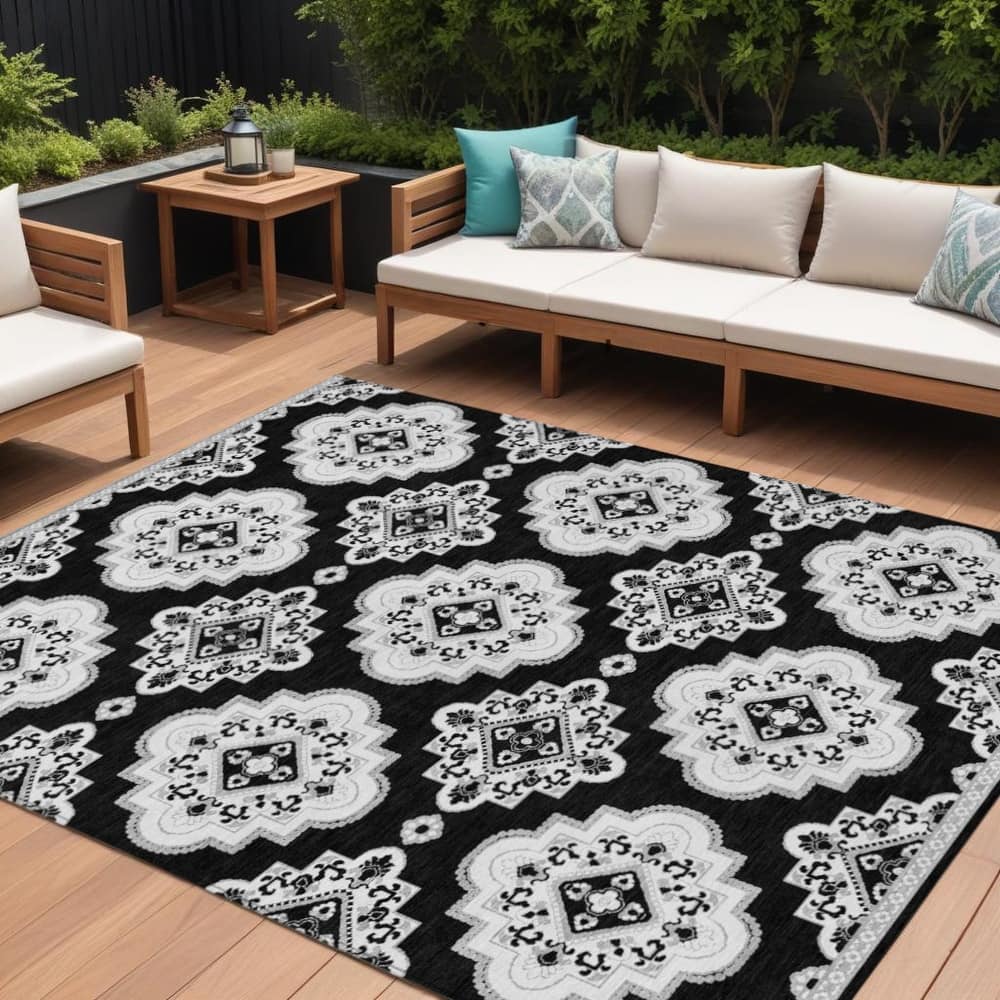 HomeRoots Medallion Transitional Rectangle Outdoor Rug
