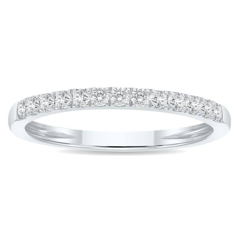 1/4 Carat TW 2MM Round Diamond Wedding Band in 10K White Gold