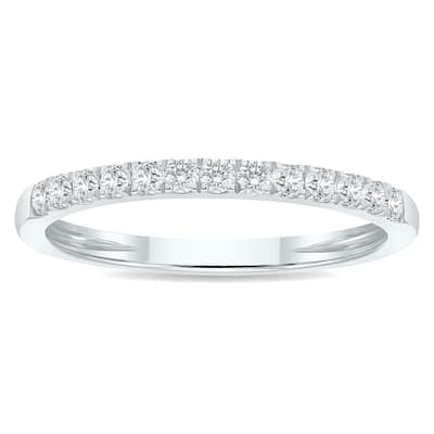1/4 Carat TW 2MM Round Diamond Wedding Band in 10K White Gold