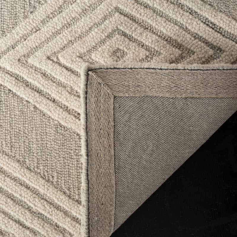 SAFAVIEH Handmade Blossom Miraldine Modern Floral Wool Rug