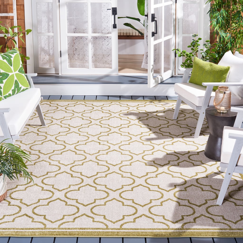 SAFAVIEH, Amherst Doraline Modern Rug