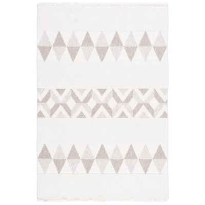 SAFAVIEH Lotus Luanne Rustic Rug - 5'3" x 7'6"