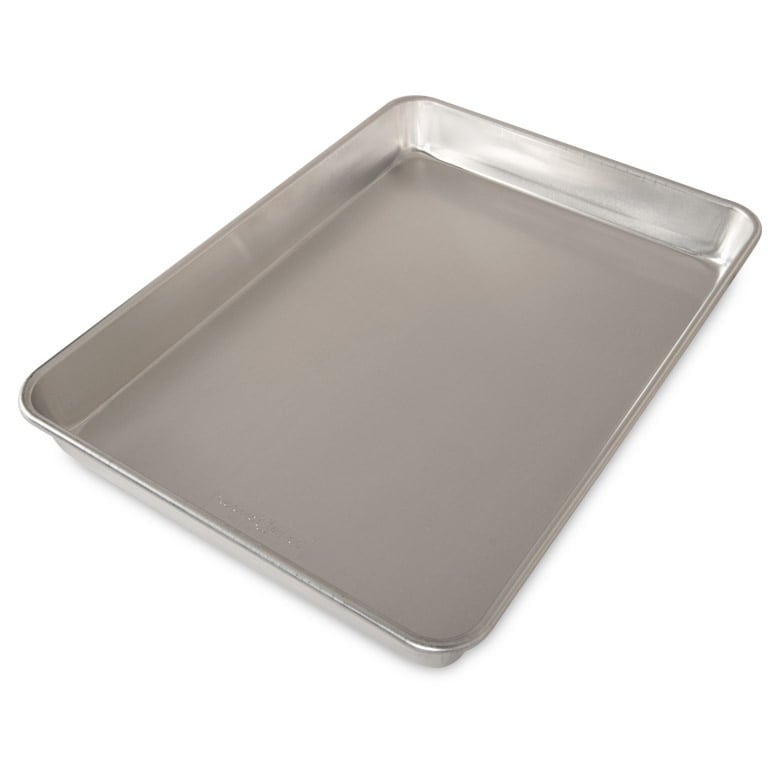Nordic Ware Natural High-Sided Sheet Cake Pan with Lid - Silver - Bed Bath  & Beyond - 30025701