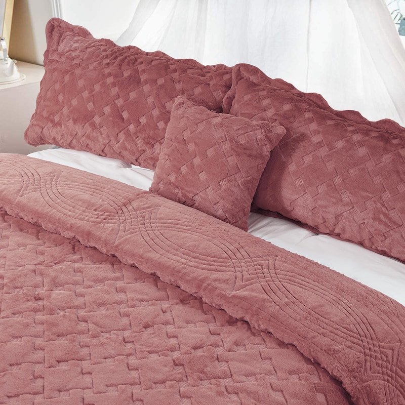 FauxFur Quilted Tatami 4-piece Bedspread Set