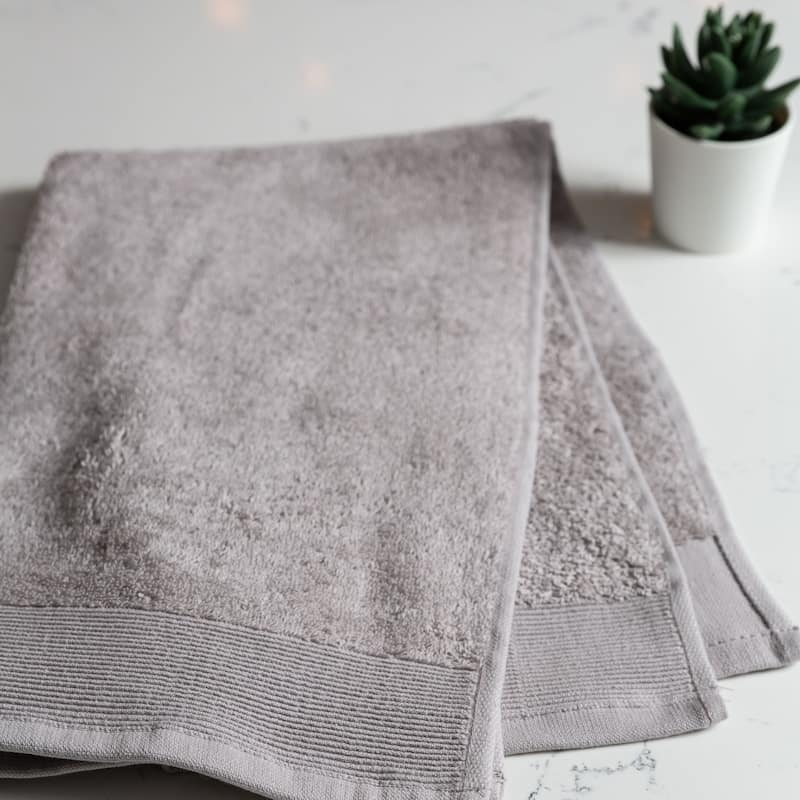 Fabstyles Camelot Hand Towel 600 GSM Zero-Twist Cotton Set of 4 - 16"x28"