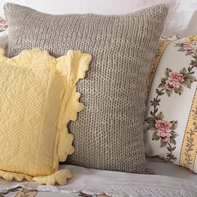 Dane Throw Pillow