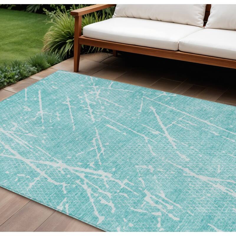 HomeRoots Abstract Transitional Rectangle Outdoor Rug - 8' X 10'