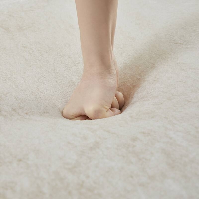 106" Velvet Sectional Sofa with Tassel Skirt Design and Ottoman