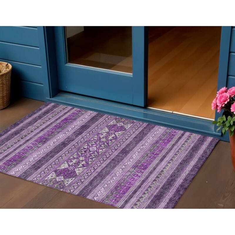 HomeRoots Southwestern Transitional Rectangle Outdoor Rug - 3' x 5'