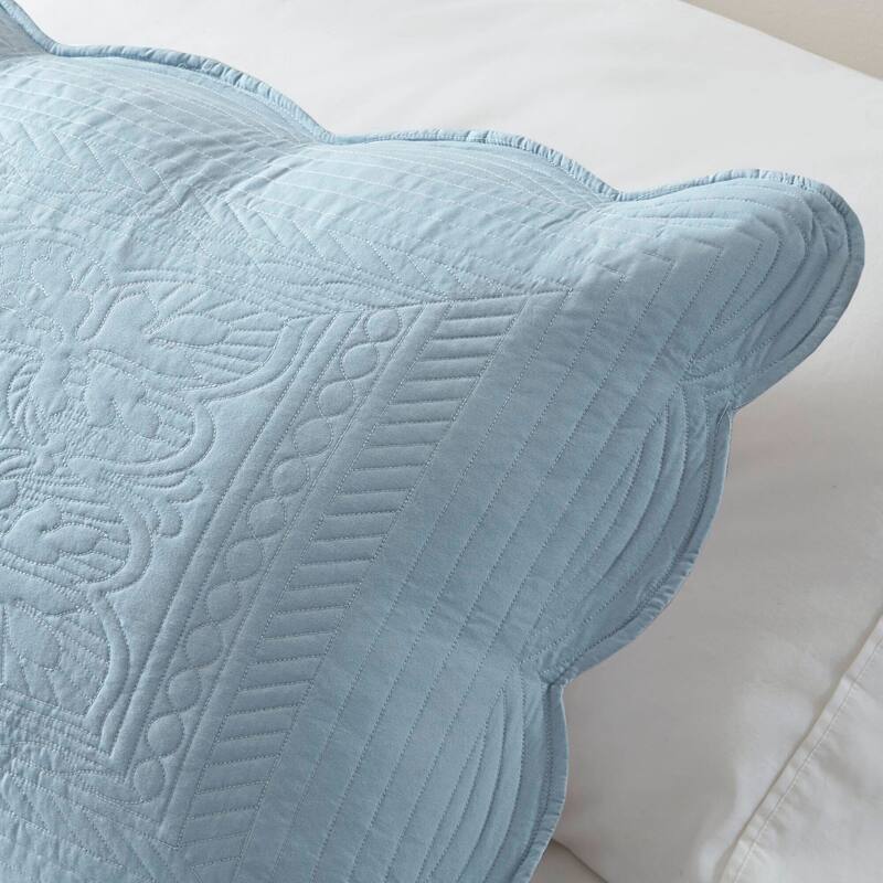 Madison Park Marino 3 Piece Reversible Scalloped Edge Quilt Set