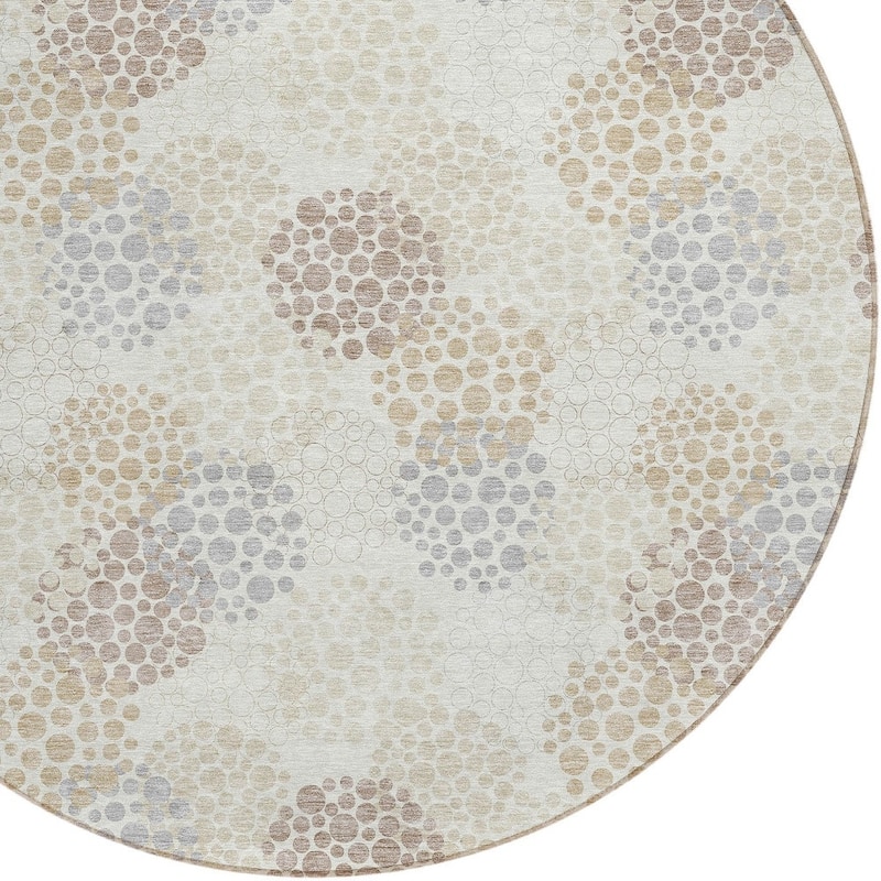 HomeRoots Polka Dot Transitional Rectangle Outdoor Rug