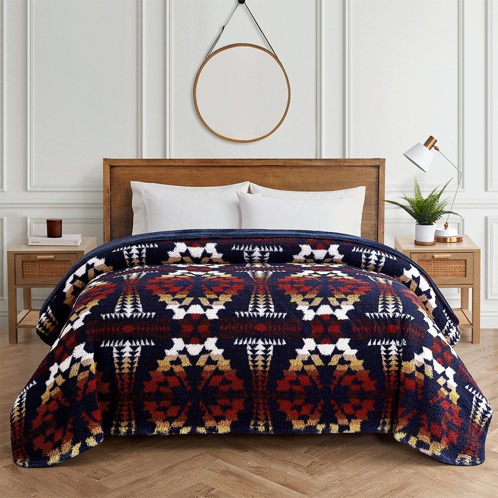 Pendleton shops King Sherpa Fleece Blanket