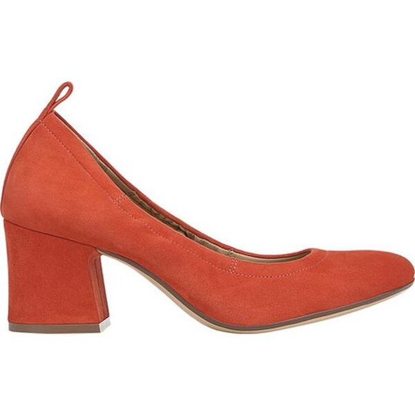 naturalizer dalee pump