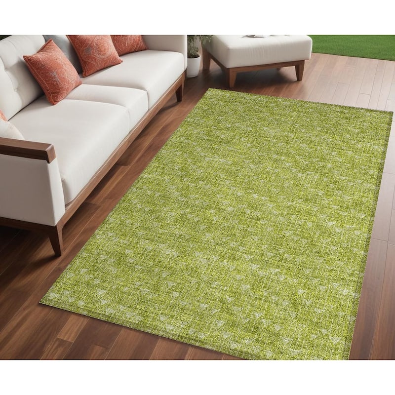 Lave Modern Geometric Weather Resistant Versatile Elegance Outdoor Rug - 5' X 8' - Green