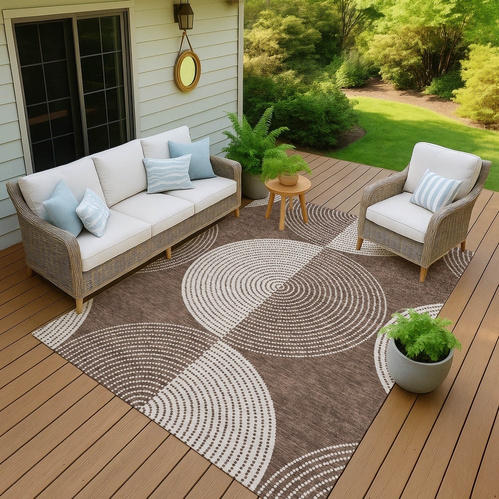 Machine Washable Indoor/ Outdoor Geo Circles Chantille Rug