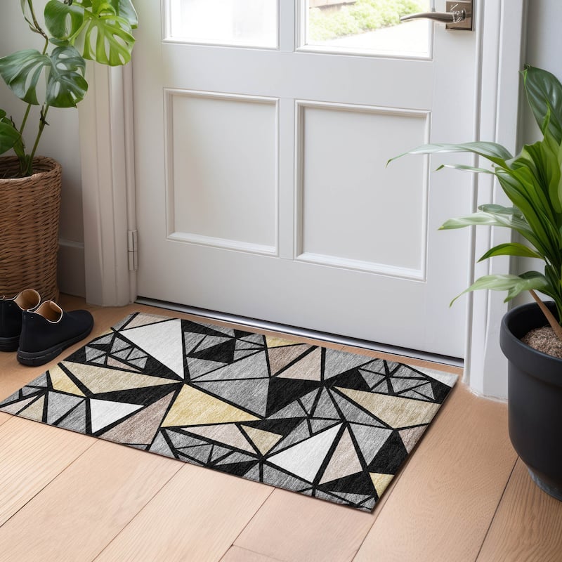 Machine Washable Indoor/ Outdoor Abstract Mosaic Chantille Rug - Black - 1'8" x 2'6"