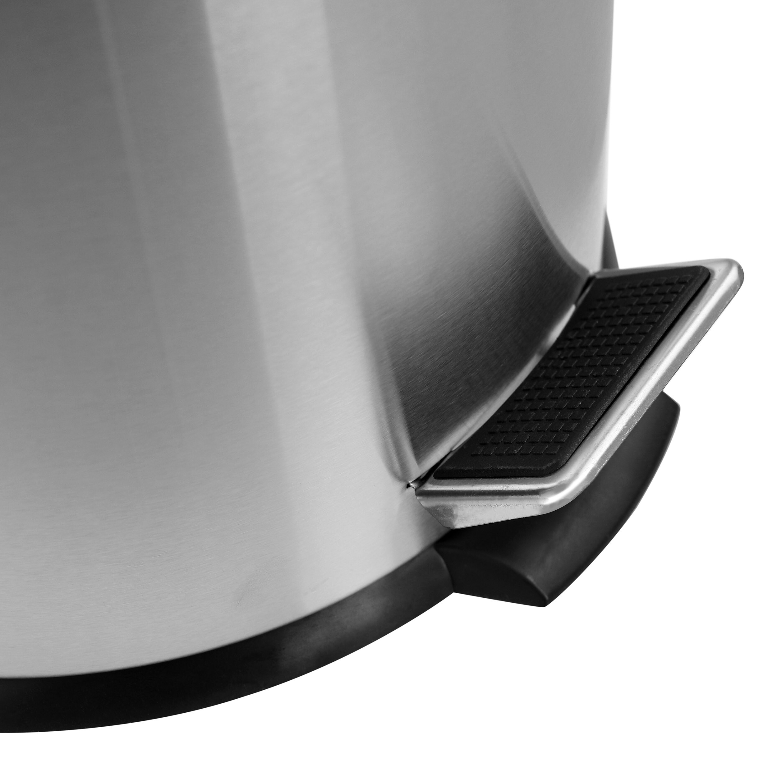 Elama 30-Liter/7.9-Gallon Soft Pedal Cylindrical Trash Can ,Silver