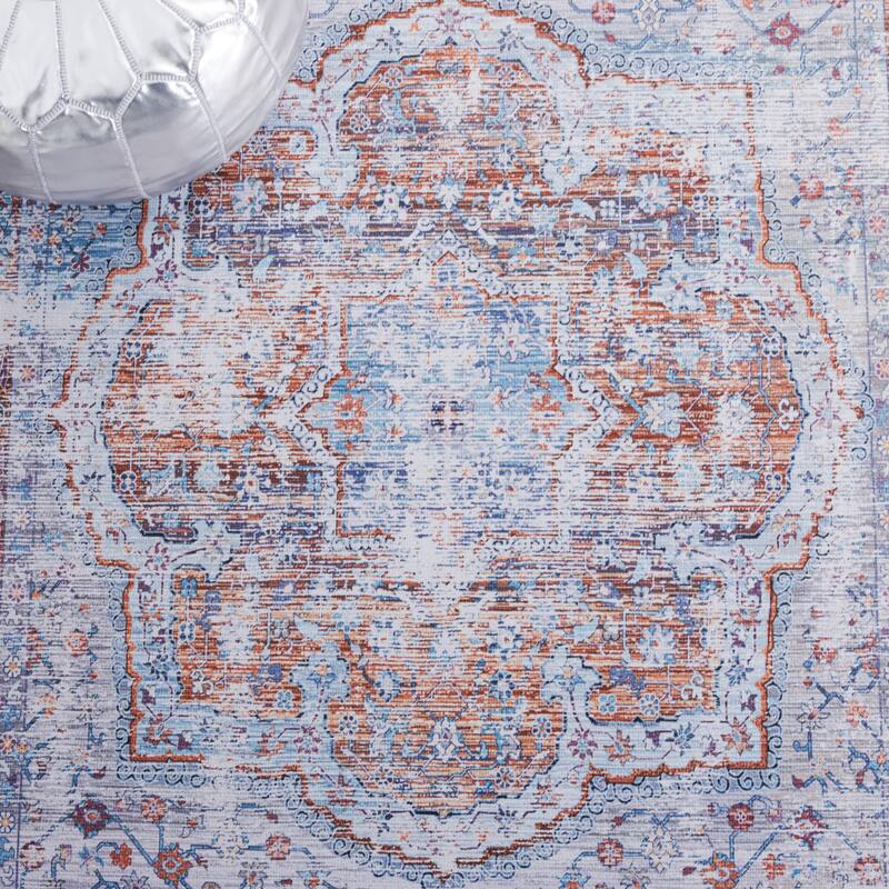 SAFAVIEH Tucson Machine Washable Slip Resistant India Traditional Rug