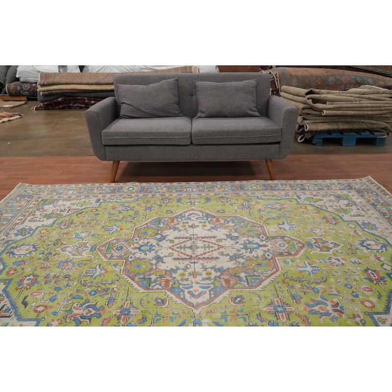 Hand Knotted Oriental 100% Wool Carpet Traditional Floral Green Tabriz Area Rug - 9' 5'' X 6' 8''