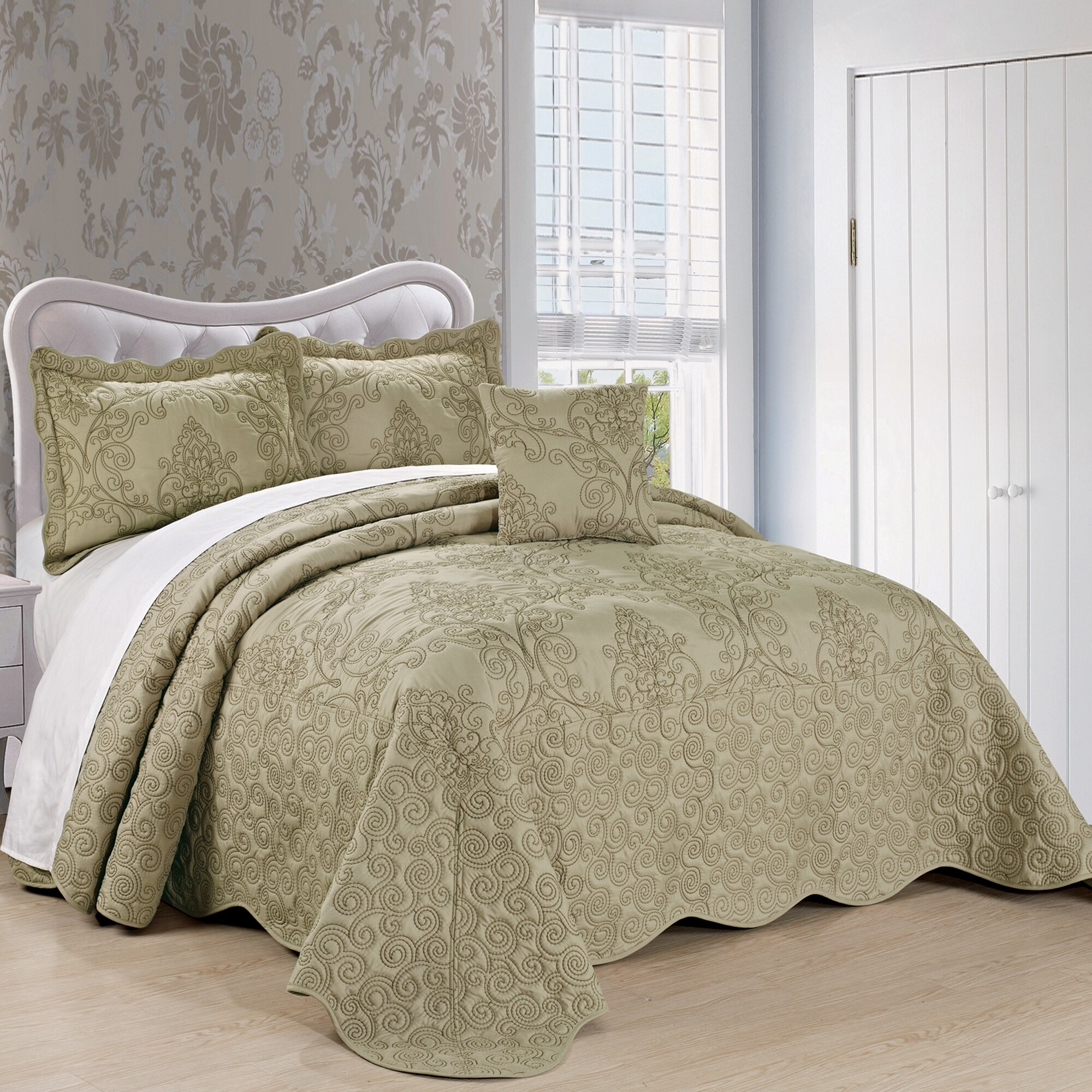 Bedspread stand best sale