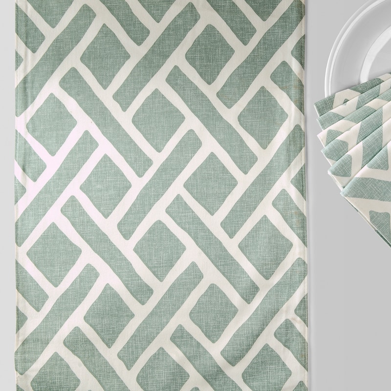 Exclusive Fabrics Martinique Printed Cotton Table Runner & Placemats