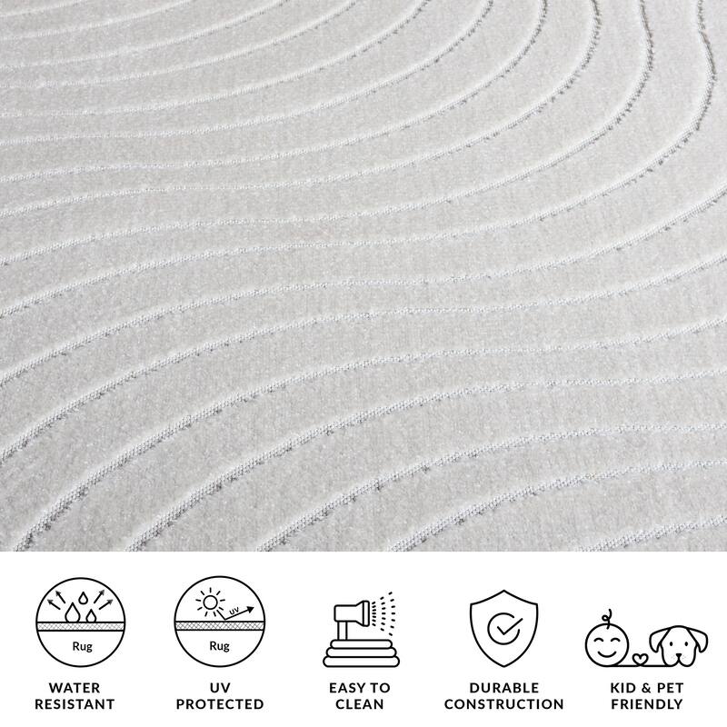 SAFAVIEH Stella John Washable Indoor/Outdoor Rug - Weather Resistant & Easy Cleaning