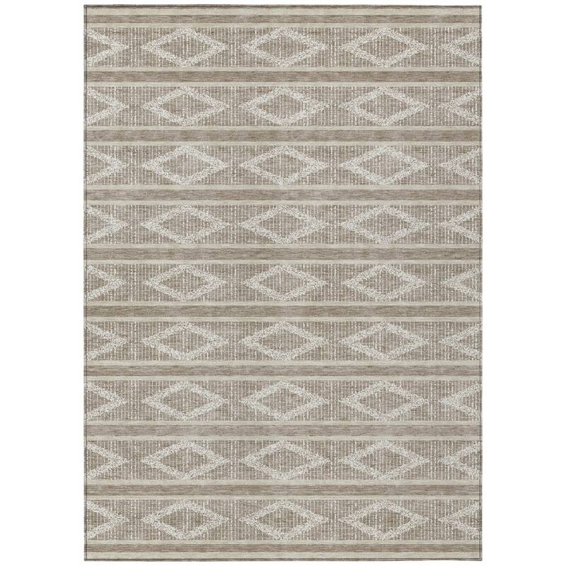 HomeRoots Geometric Transitional Rectangle Outdoor Rug