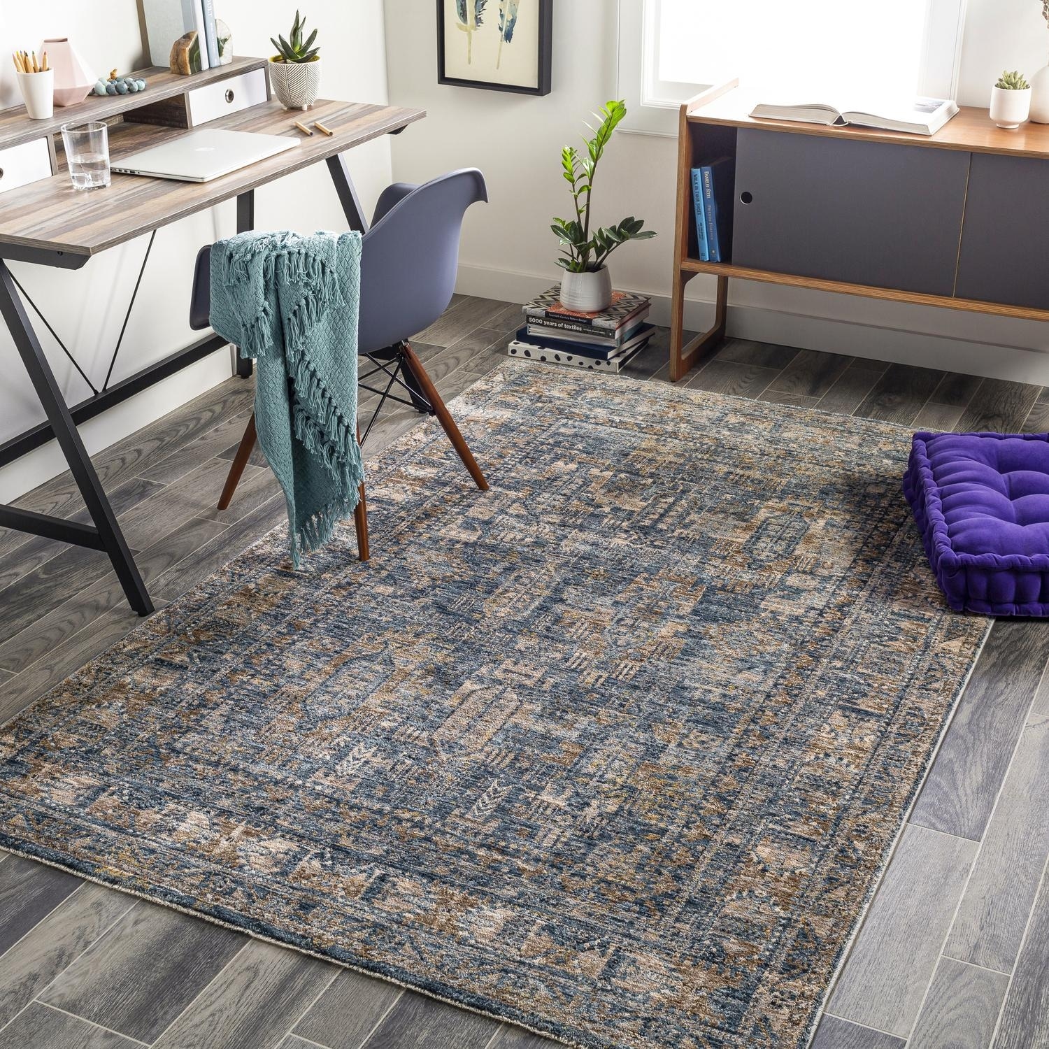 Livabliss Mirabel Traditional Area Rug.