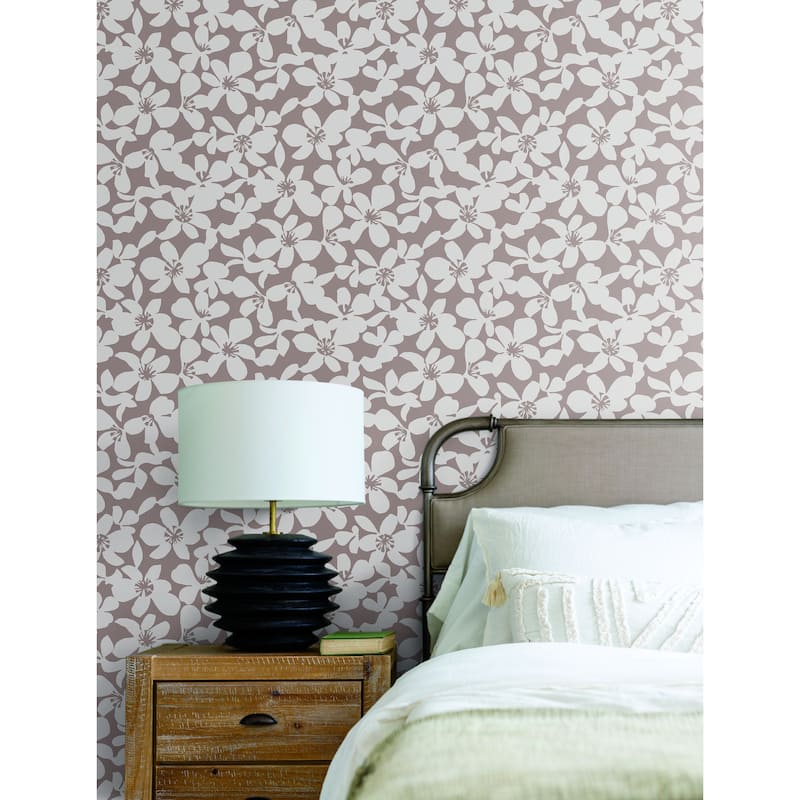 Elizabeth Brown Fibrous Non-Woven Unpasted Bohemian Free Spirit Wallpaper Covers about 60.75 sq. ft.