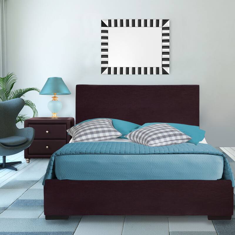 Hindes Faux Leather Upholstered Platform Bedroom Set (Multiple Colors)