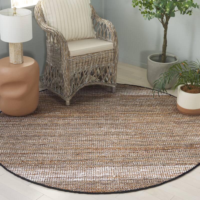 SAFAVIEH Handmade Cape Matsje Cod Denim & Jute Rug - 6' Round - Beige