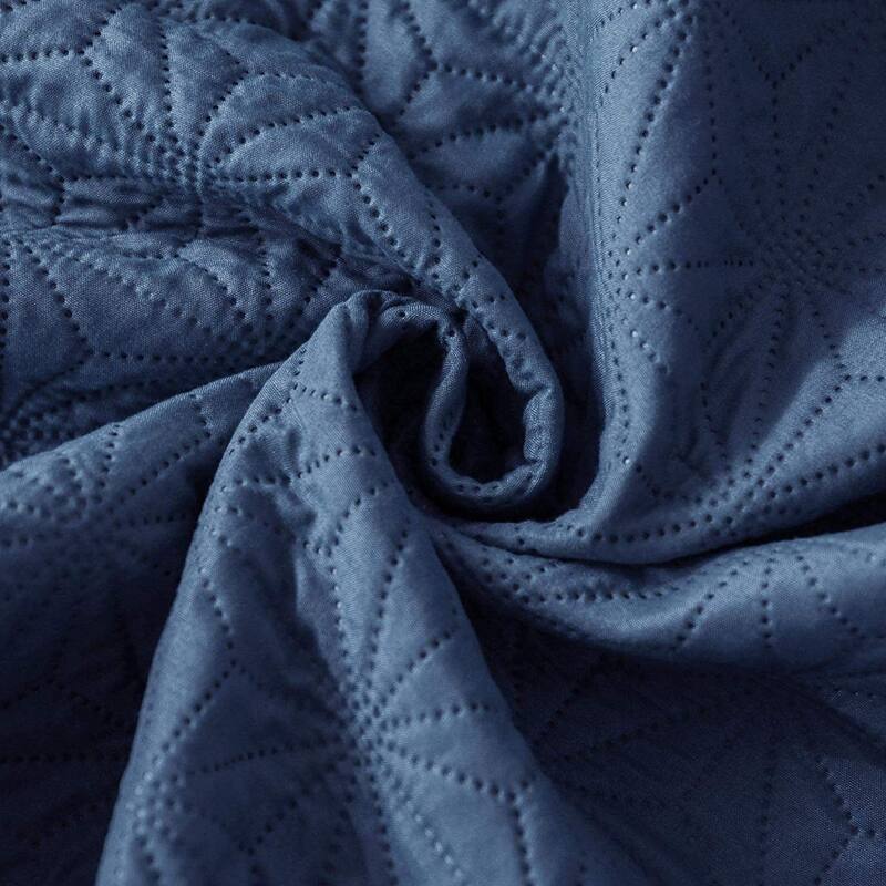 KASENTEX Quilted Coverlet Set Pre-Washed Microfiber Soft Warm Bedspread, Contemporary Star Design