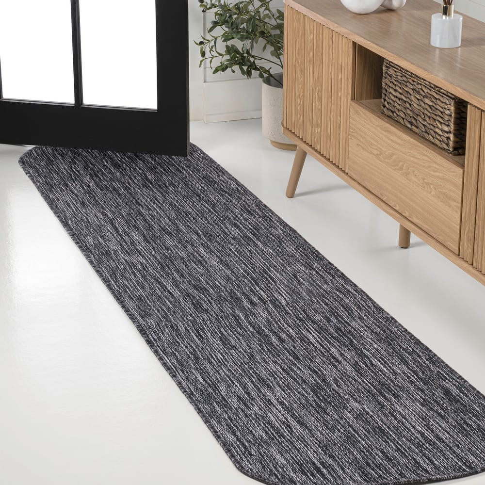 JONATHAN Y Miles Modern Minimalist Radius Corner Solid Indoor/Outdoor Shaped Area Rug