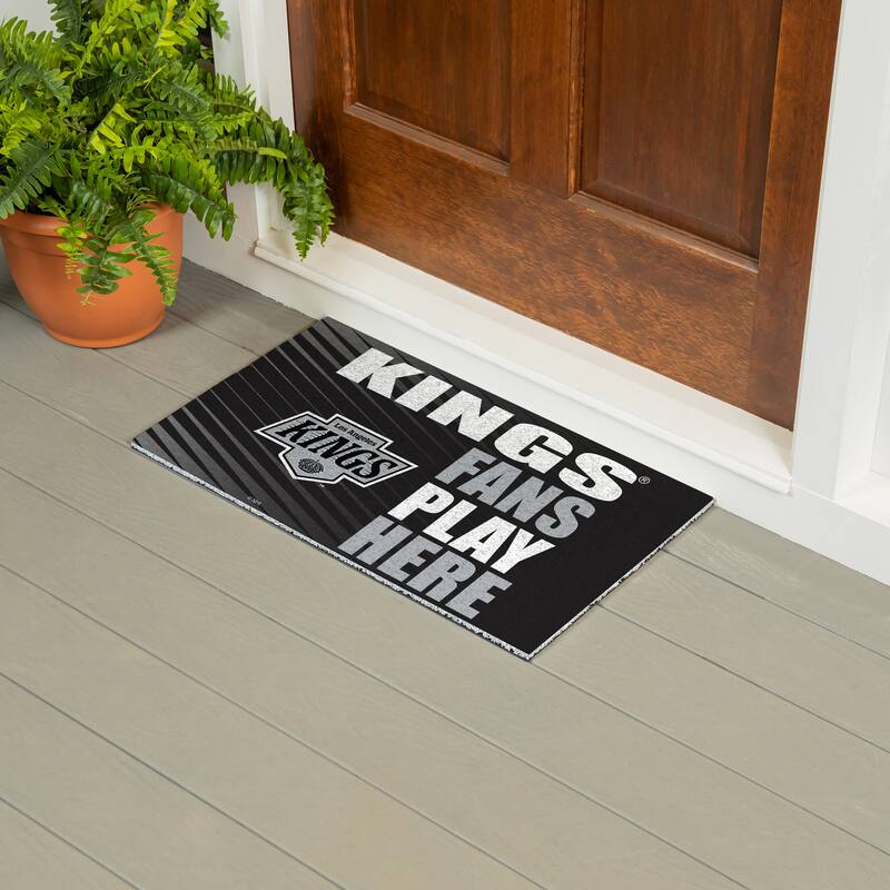 28 in. x 16 in. Los Angeles Kings "Fans Play Here" PVC Door Mat
