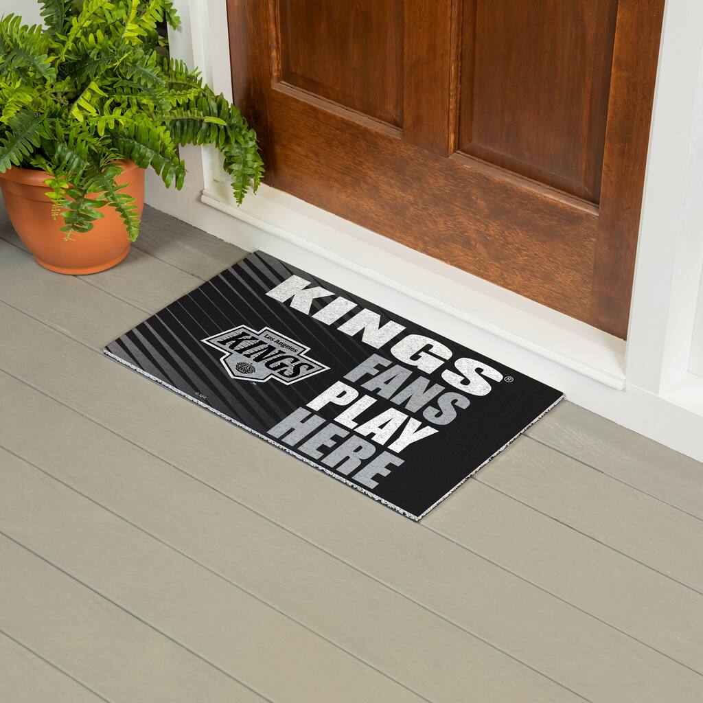 28 in. x 16 in. Los Angeles Kings "Fans Play Here" PVC Door Mat