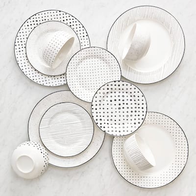 12-piece Black & White Sketch Dinnerset - 10'5" x 0'5"
