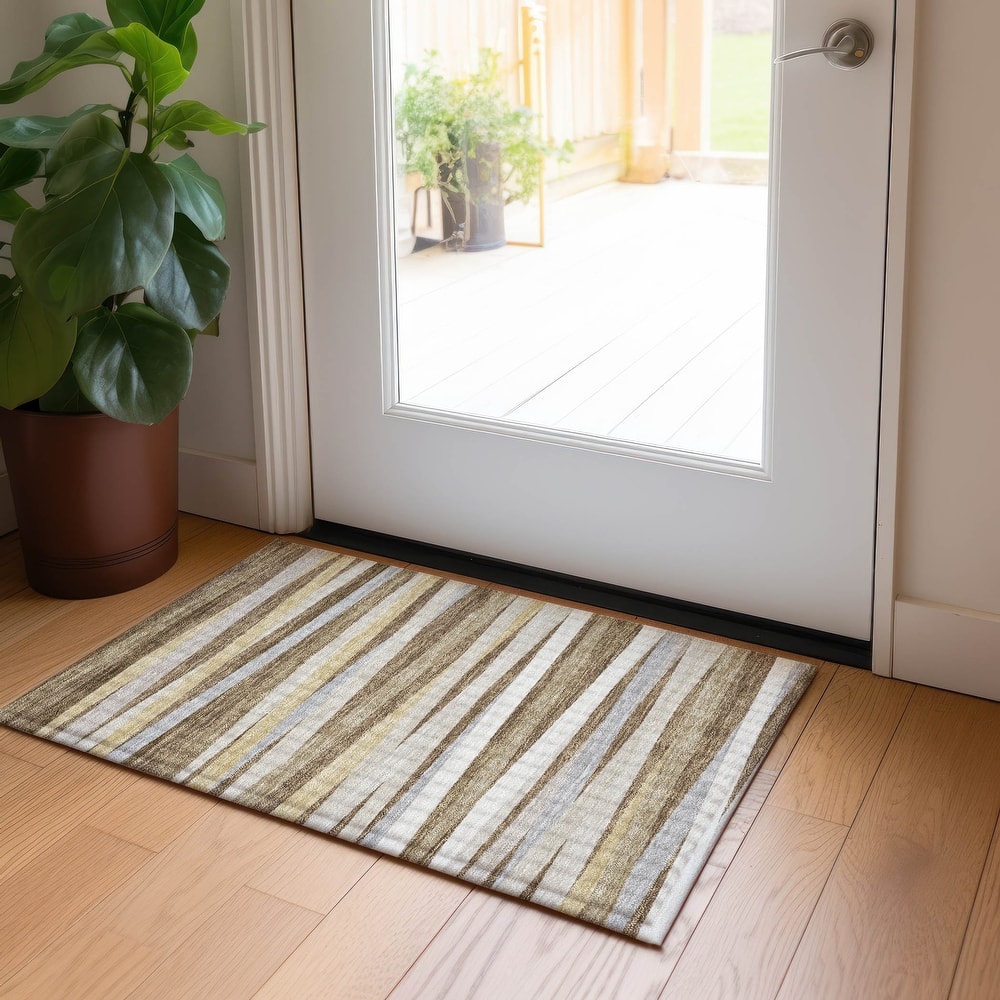 Machine Washable Indoor/ Outdoor Modern Stripes Chantille Rug