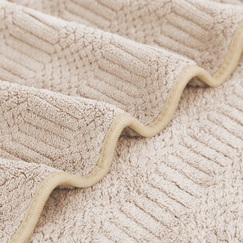 2 Pack Premium Jacquard Fleece Bath Towel, Velvet Highly Absorbent Towels 30"x60"