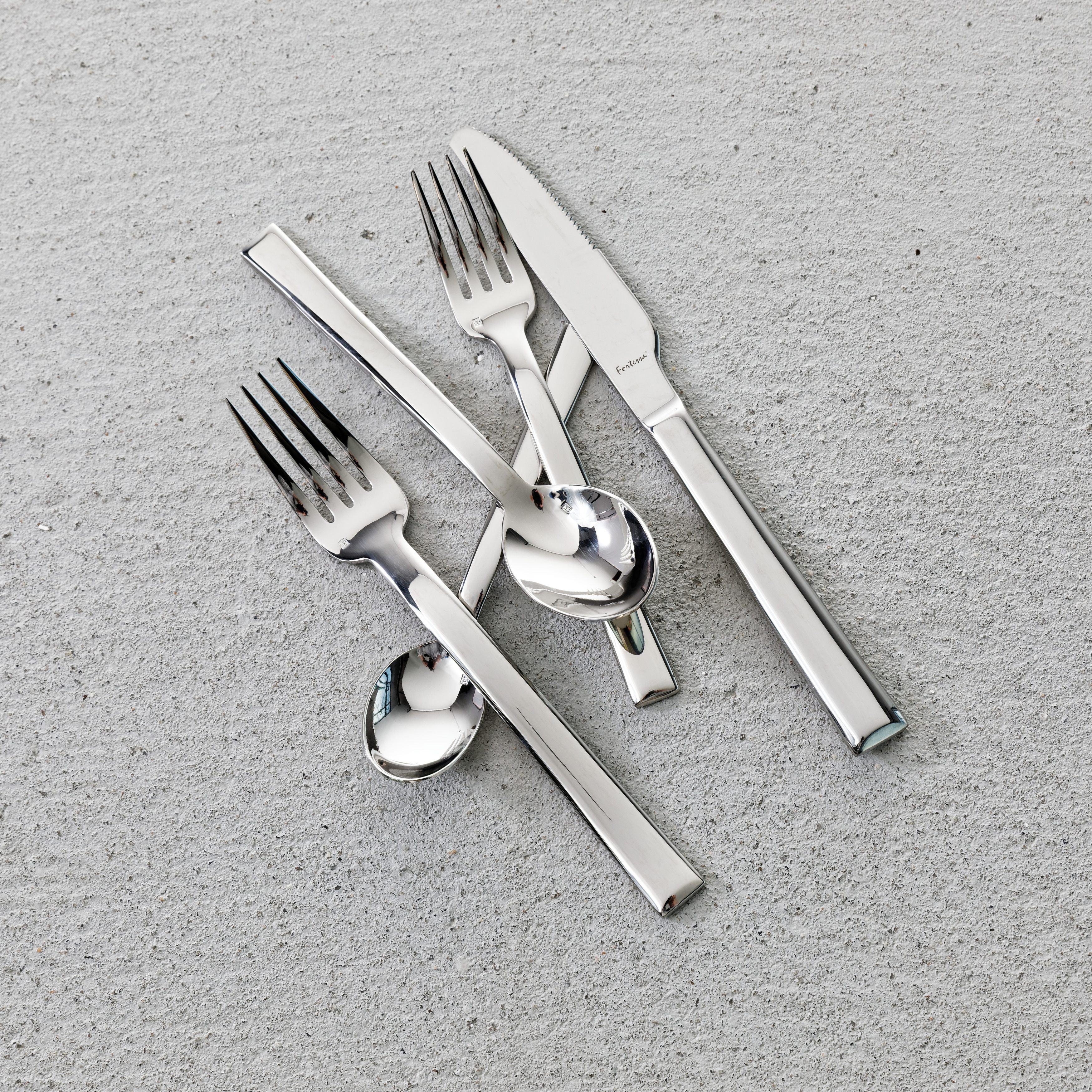 Fortessa Still 18/10 Stainless Steel, 20 Piece Flatware Set (Service for 4), Silver - 20 Piece Set