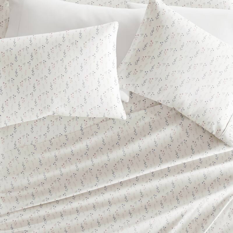 Delicate Blossoms Patterned Ultra-Soft Bed Sheet Sets