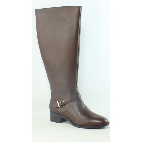 Womens boots size 5.5 Clearance