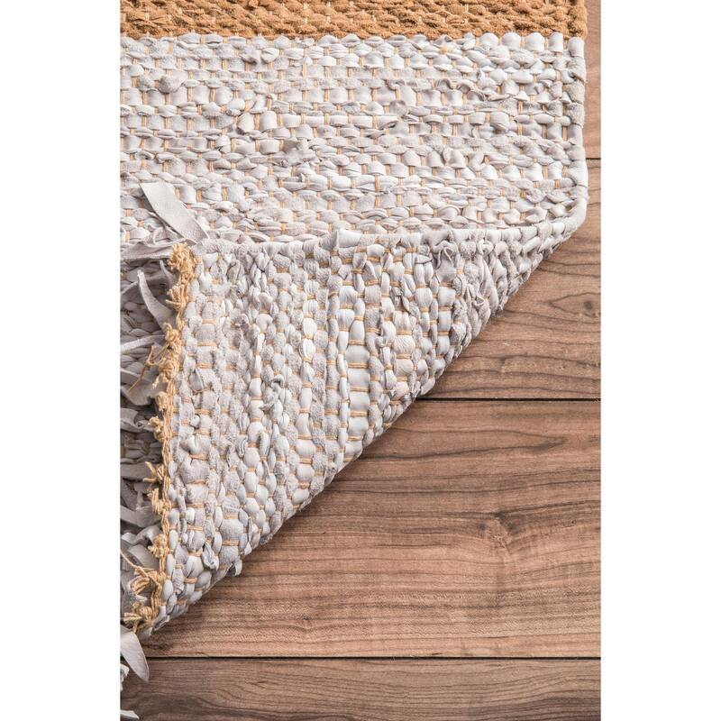 Nuloom Hand-woven Leather/ Cotton Tassel Area Rug